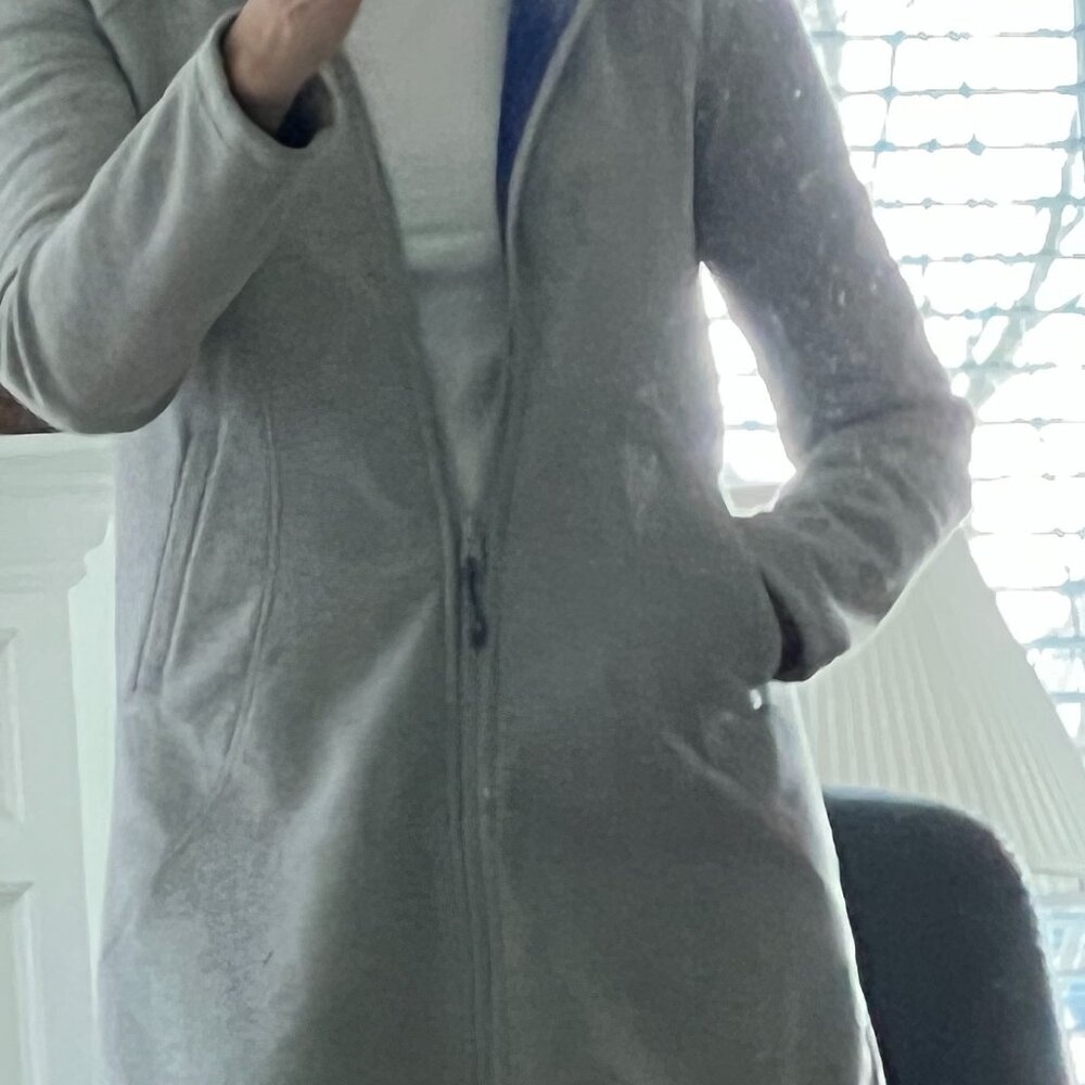 Athleta Below the hip Zipper Hoodie - Gray small